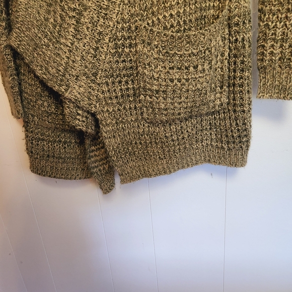 Urban Outfitters BDG Cozy Green Open Front Cardigan Sweater Boho Loungew… - Picture 3 of 5